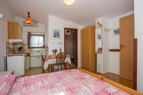 Apartments Jaksa